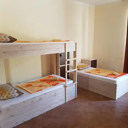 Dubrovnik Marine Hostal *