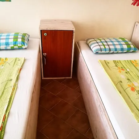 Hostel Dubrovnik Marine *